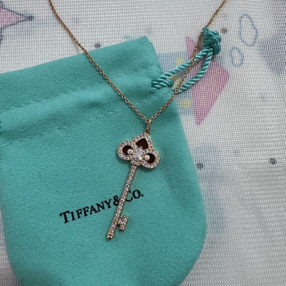Tiffany & Co 18k Gold Key Pendant Necklace With Diamonds